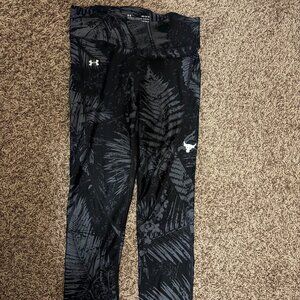 Under Armour Project Rock Leggings Women's Medium MD Black Tropical Print Ankle